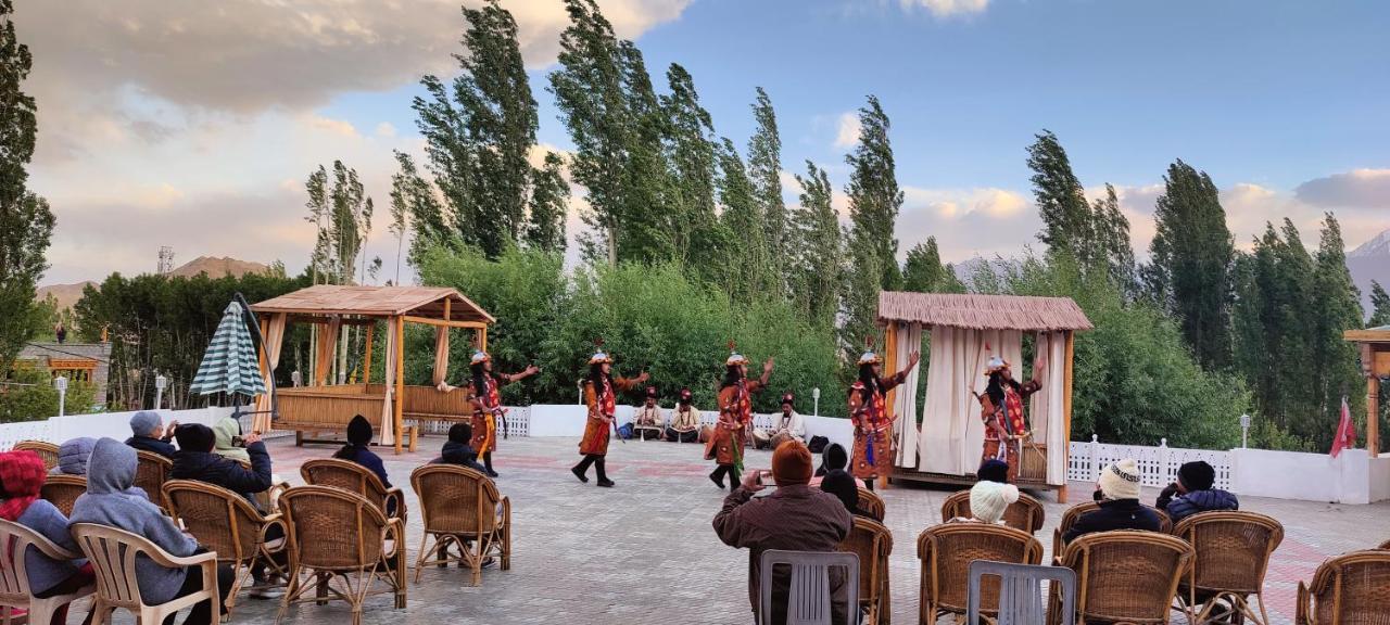 Cho Palace Leh Eksteriør billede
