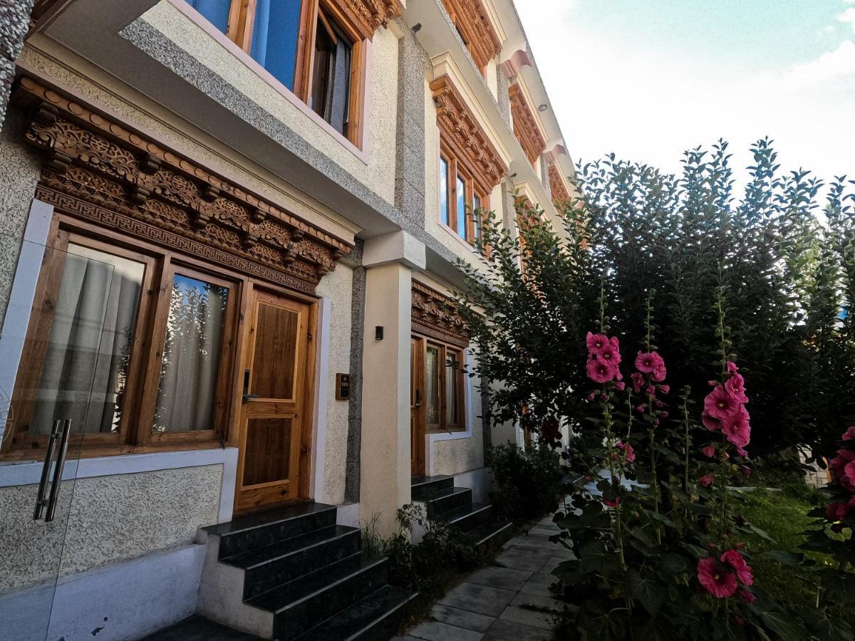 Cho Palace Leh Eksteriør billede