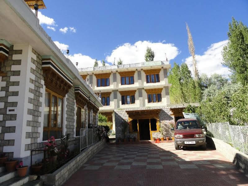 Cho Palace Leh Eksteriør billede